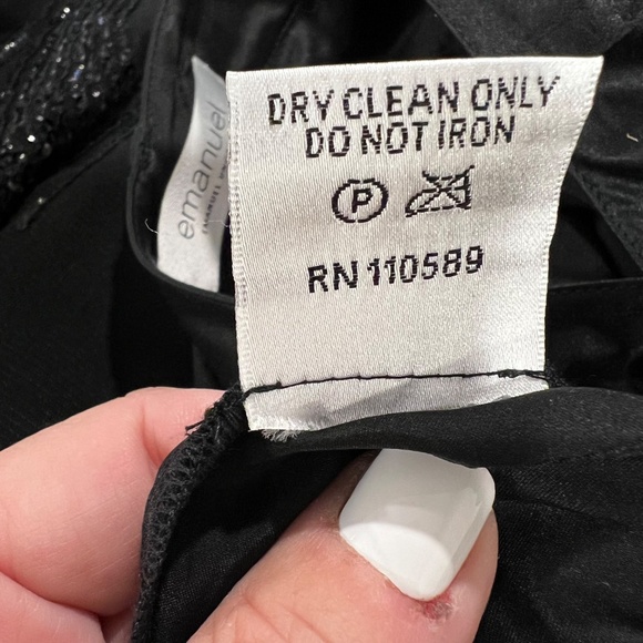 NWT Vintage Emanuel Ungaro 100% Silk Black Cargo Pants Size 12 - Picture 7 of 14